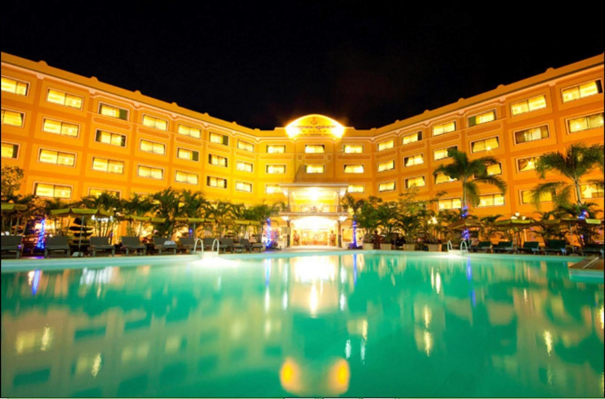 Golden Sand Hotel Sihanoukville Exteriör bild